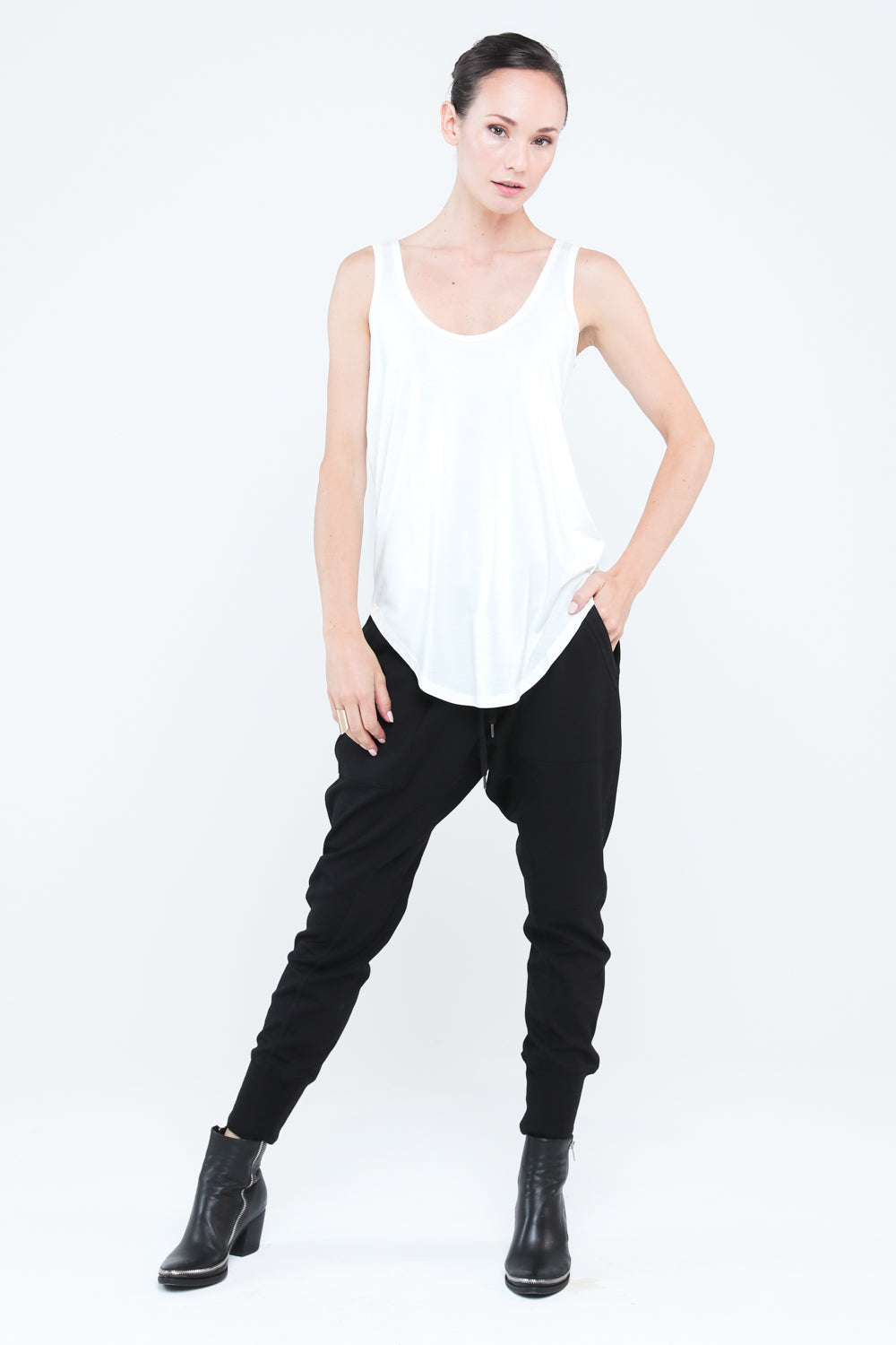 Carbon | Scoop Hem Tank - Ivory